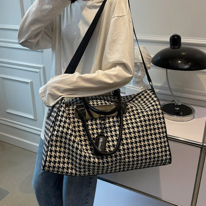 Giovana Travel Bag
